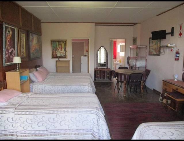 9 BEDROOM HOUSE FOR SALE IN GENERAL DE WET